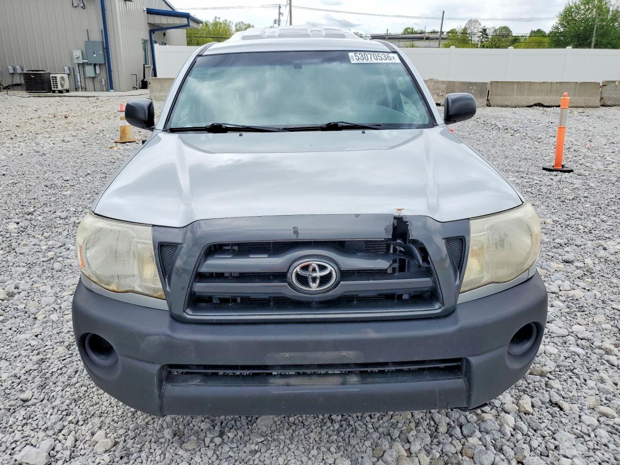Toyota Tacoma Base