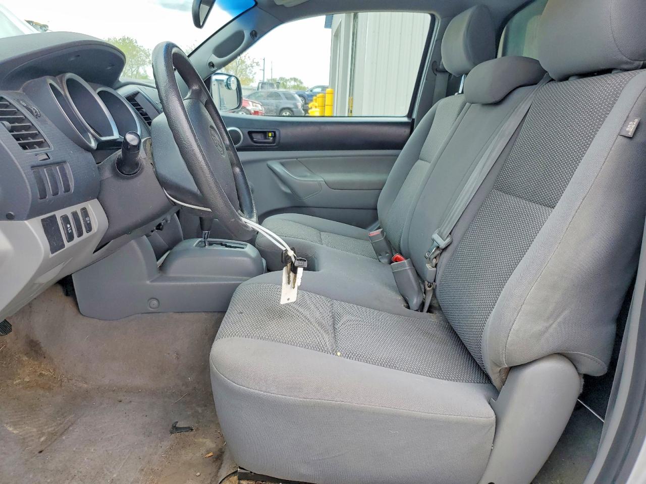 Toyota Tacoma Base