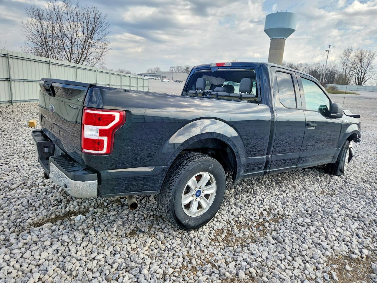 Ford F-150 Super Cab
