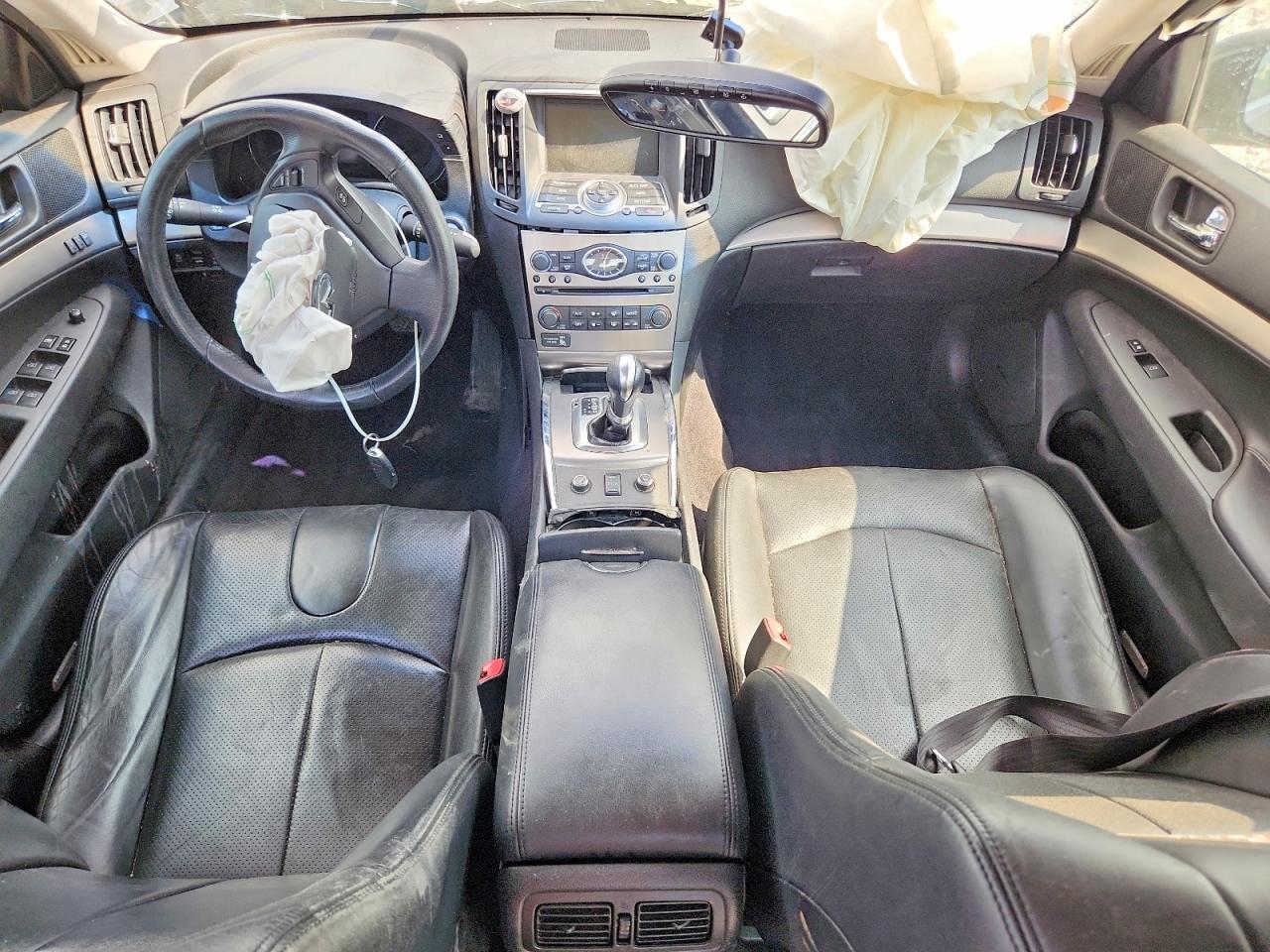 INFINITI G37 X