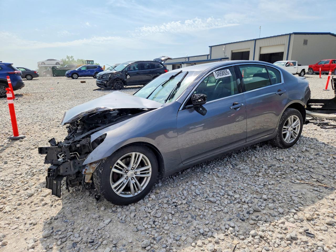 Salvage INFINITI G37 Image
