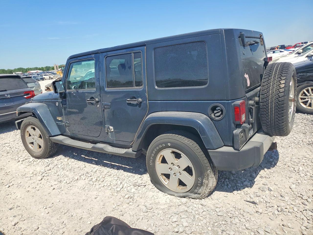 Jeep Wrangler Sahara