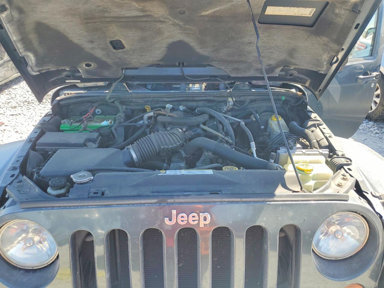 Jeep Wrangler Sahara