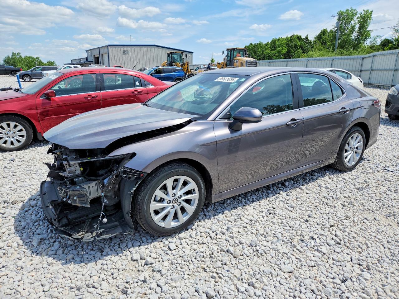 Salvage Toyota Camry Image