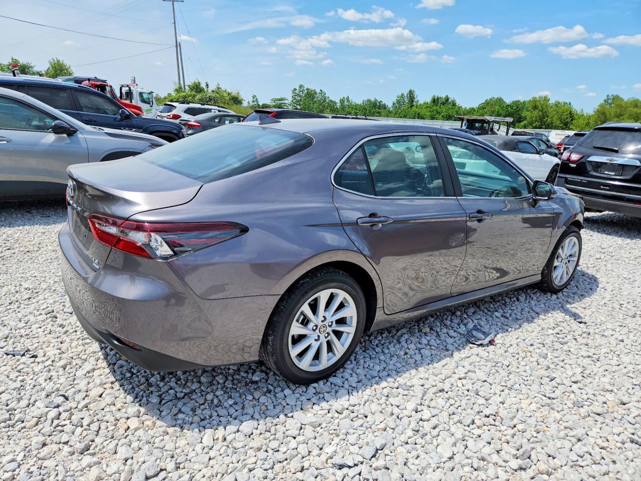 Toyota Camry Le