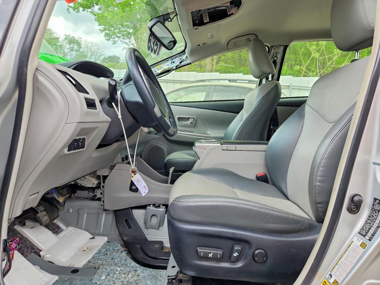 Toyota Prius Four