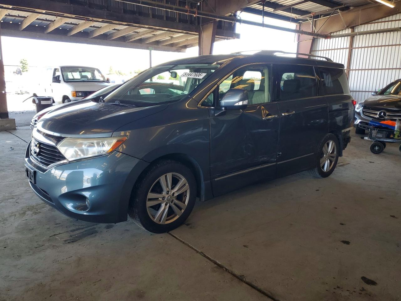 Salvage Nissan Quest Image