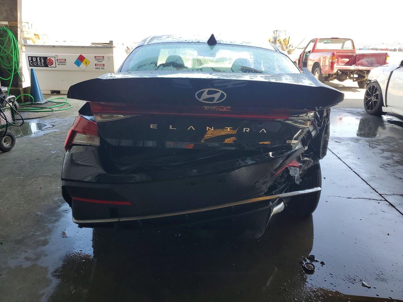 Hyundai ELANTRA Blue