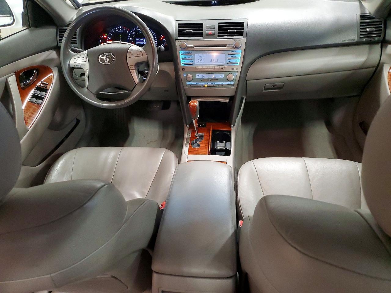 Toyota Camry Xle