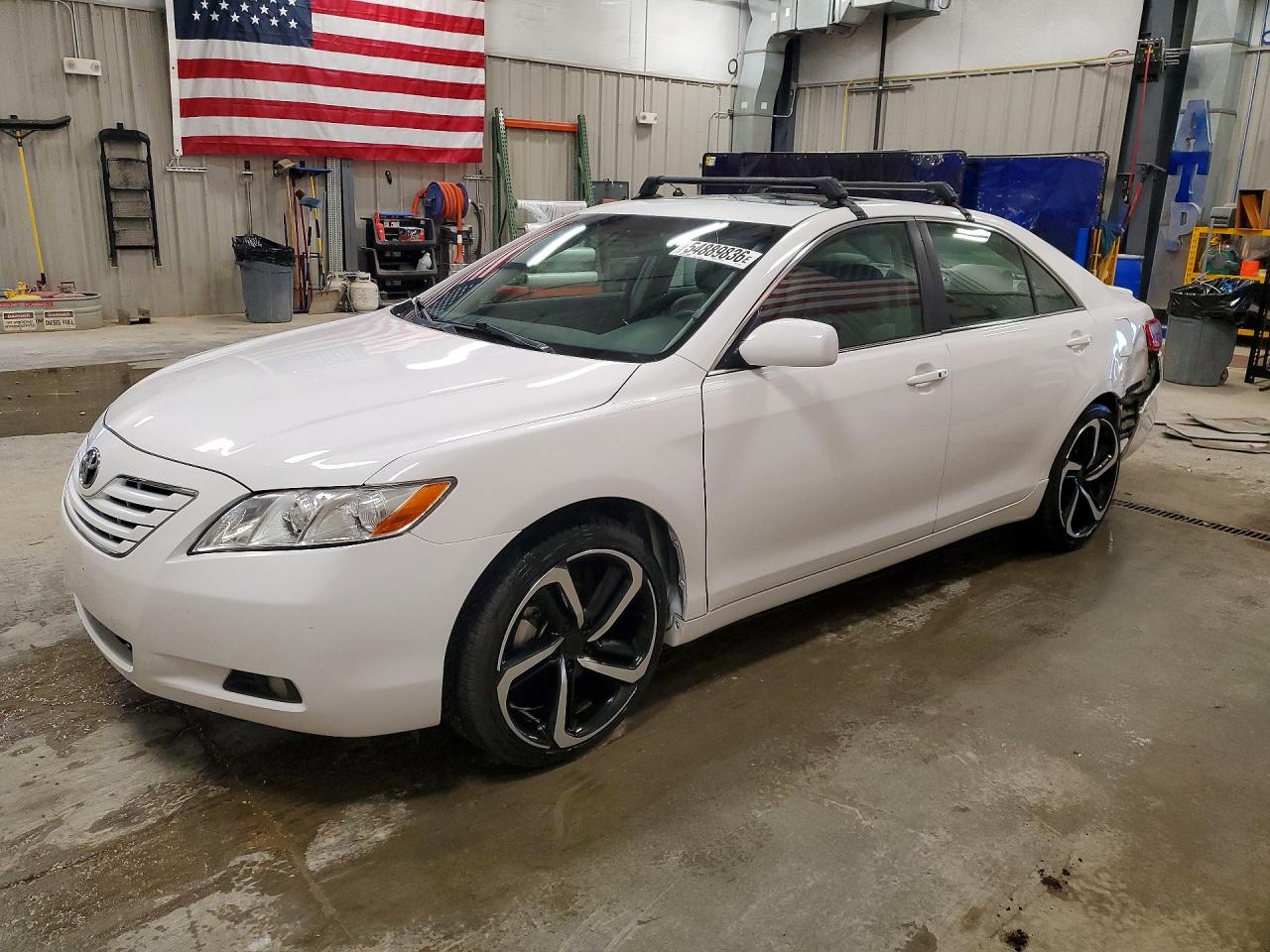 Salvage Toyota Camry Image