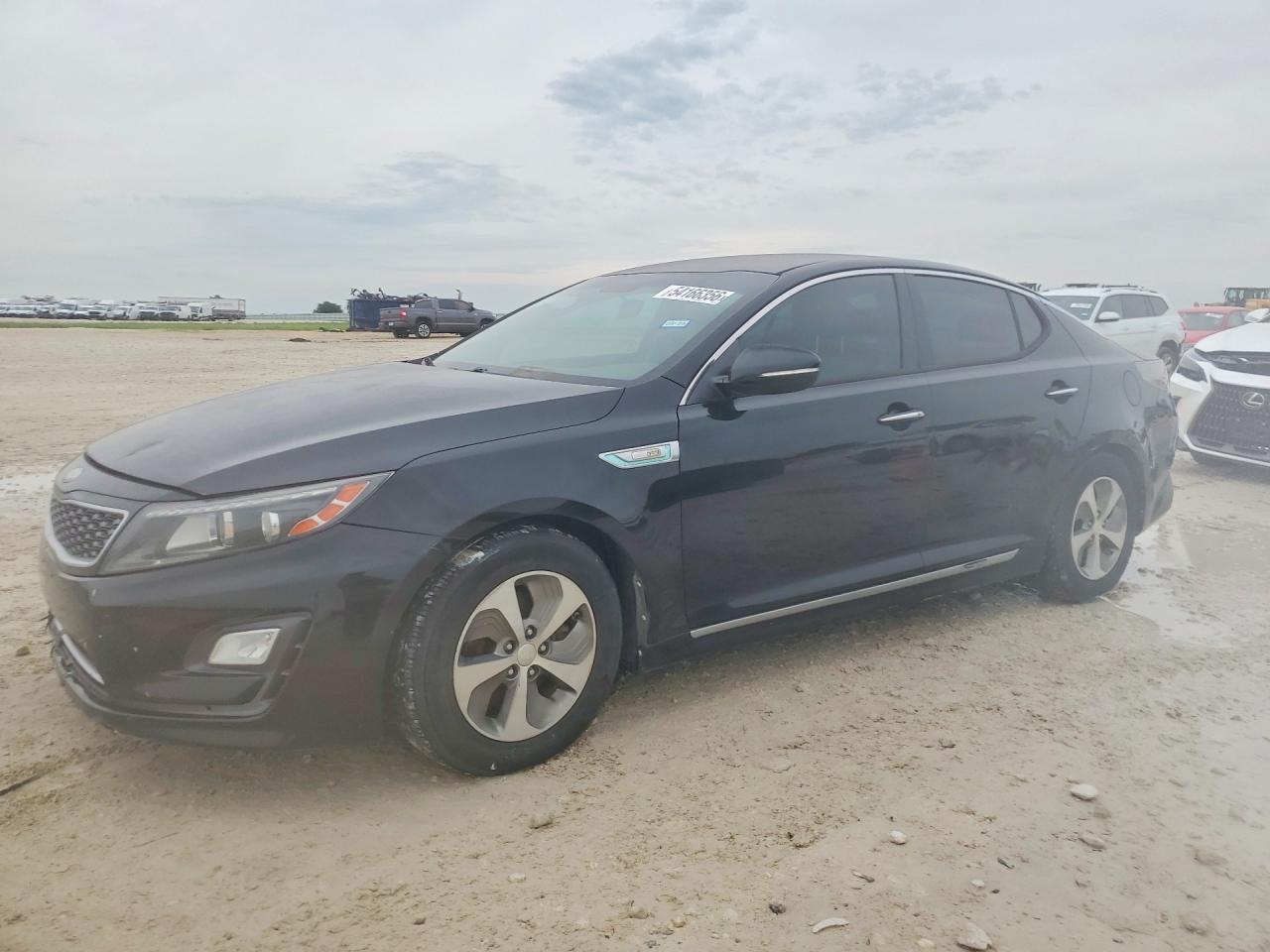 Salvage Kia Optima Image