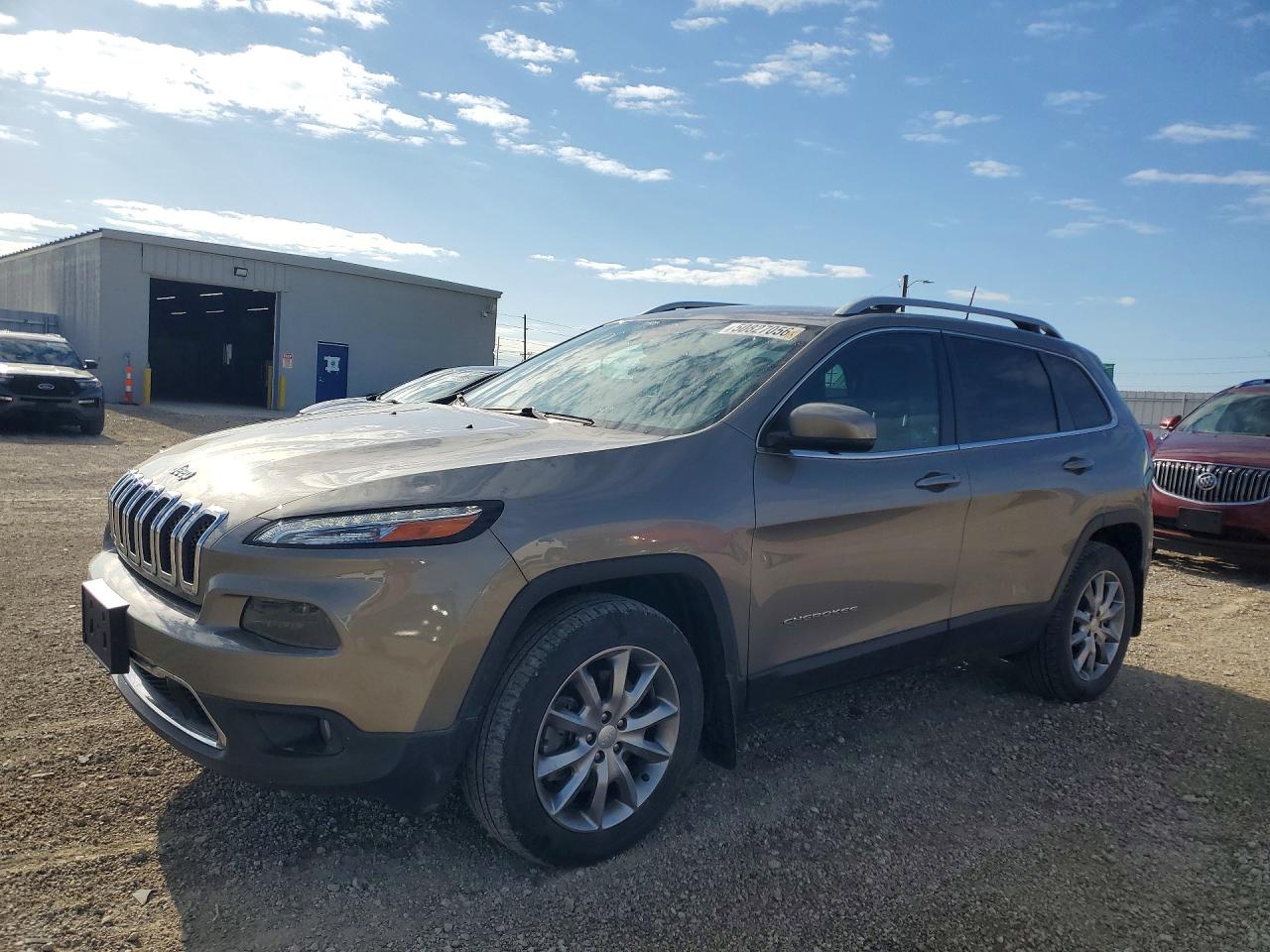 Salvage Jeep Cherokee Image