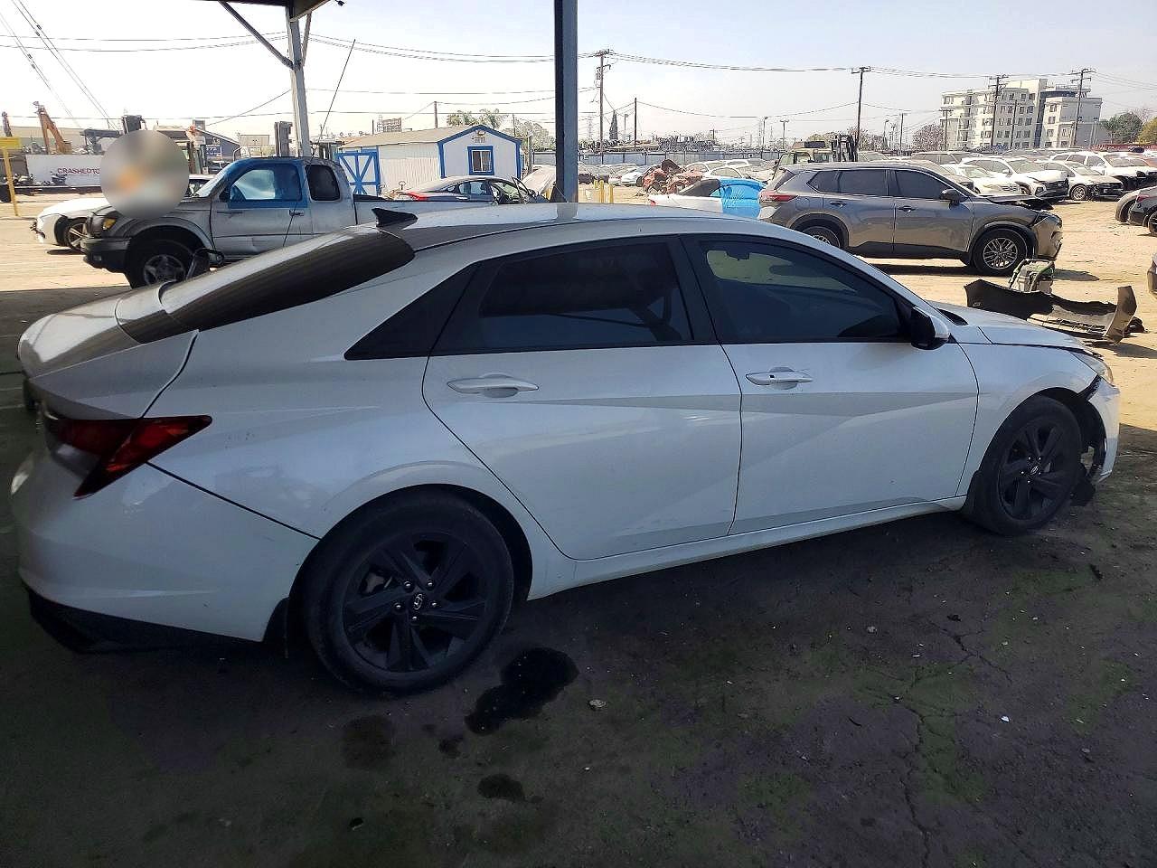 Hyundai ELANTRA Sel