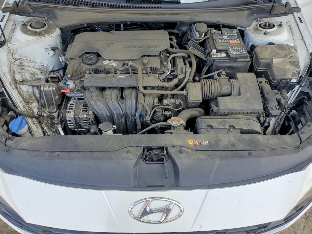 Hyundai ELANTRA Sel