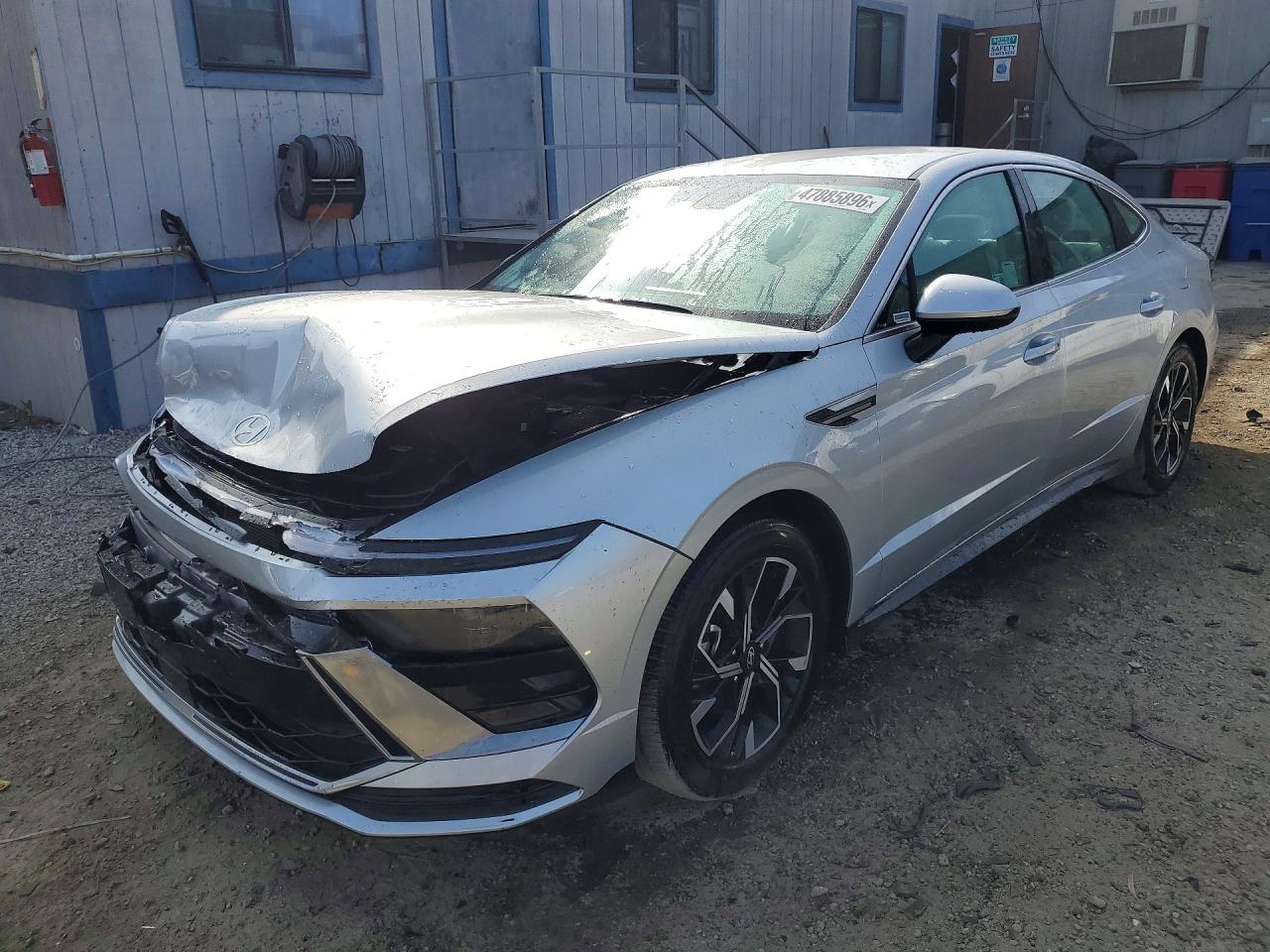 Salvage Hyundai SONATA Image