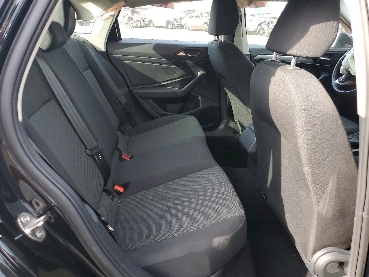 Volkswagen Jetta S