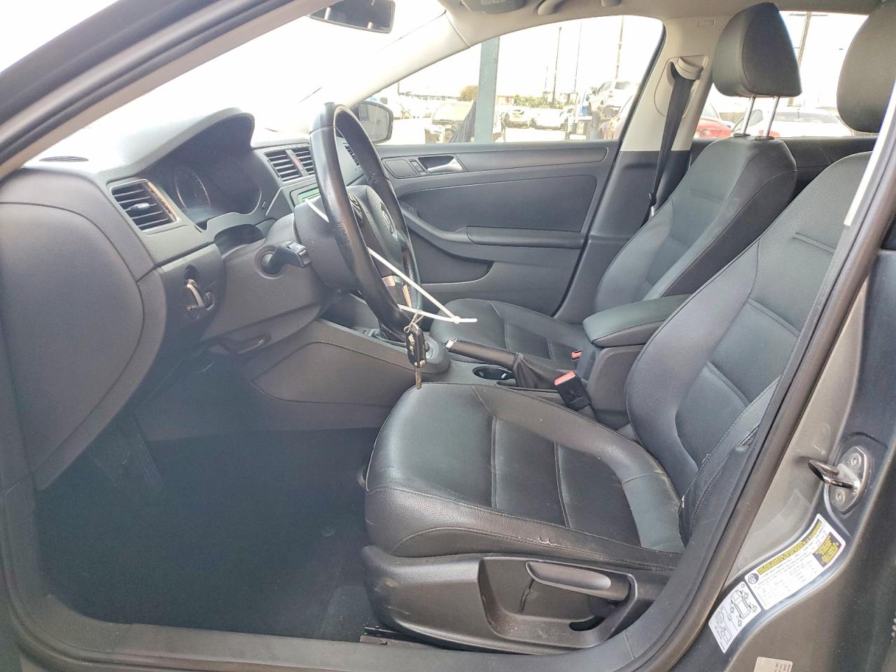 Volkswagen Jetta Se