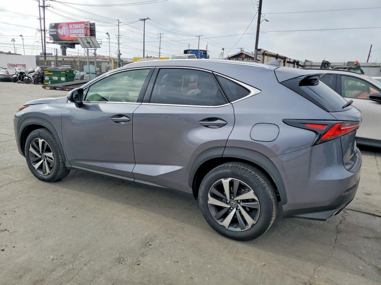 Lexus NX Base