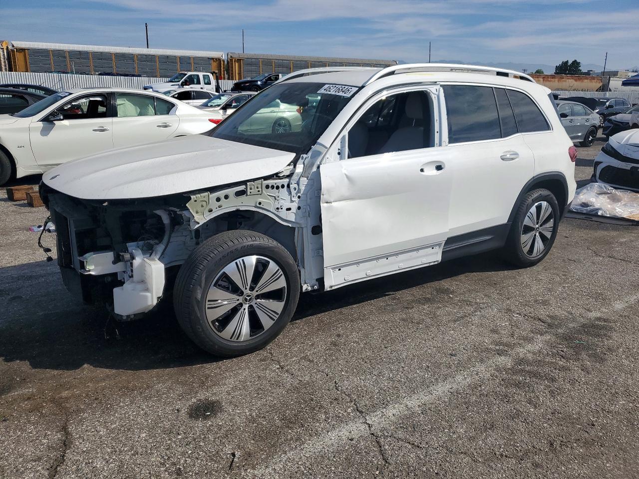 Salvage Mercedes-Benz EQB Image