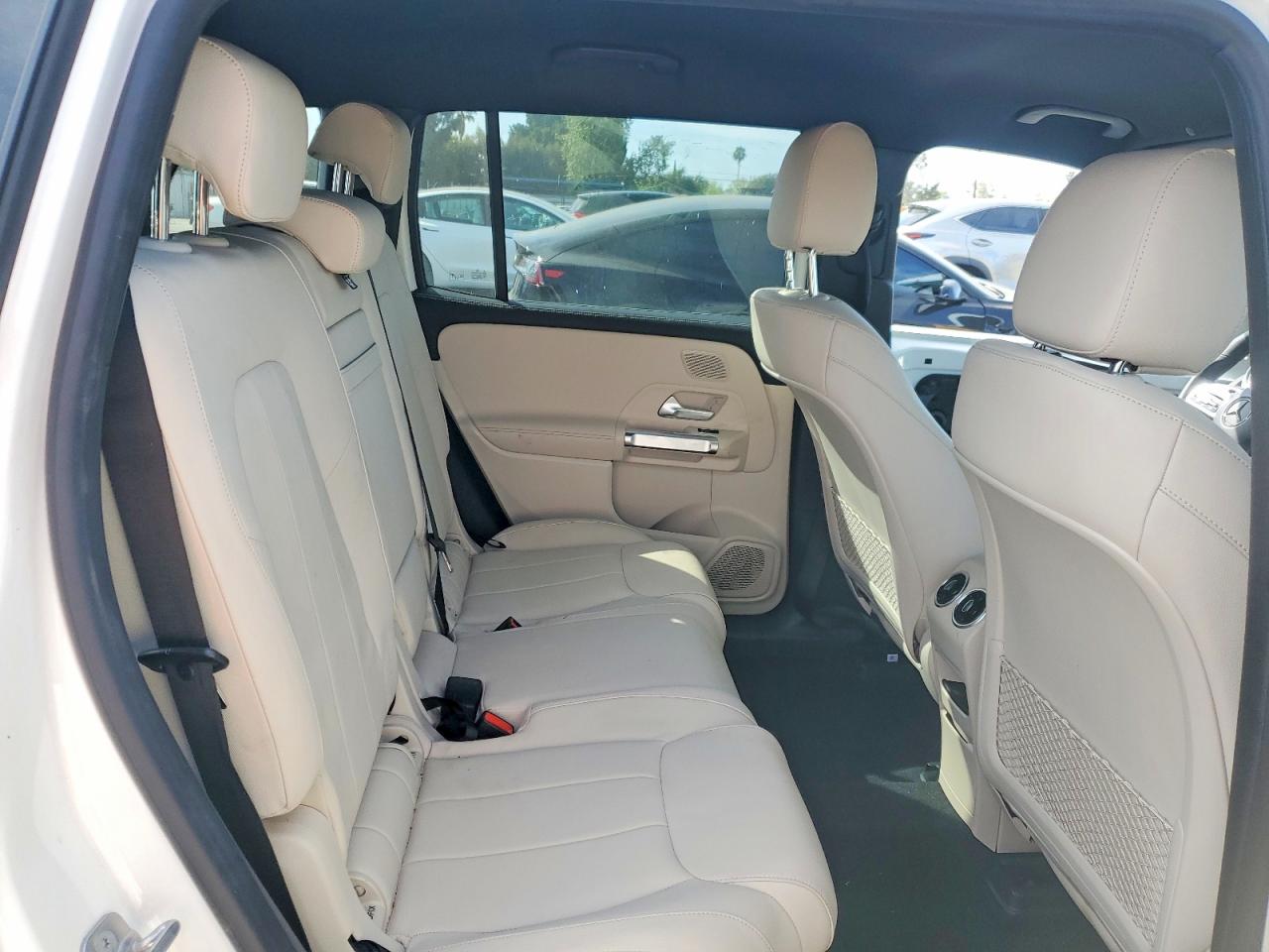 Mercedes-Benz EQB 300 4matic