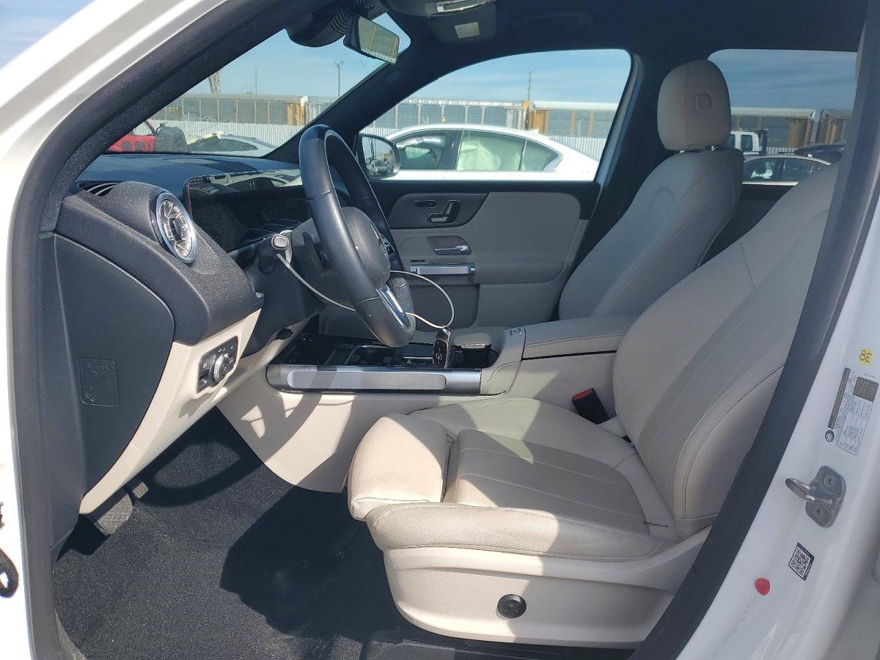 Mercedes-Benz EQB 300 4matic