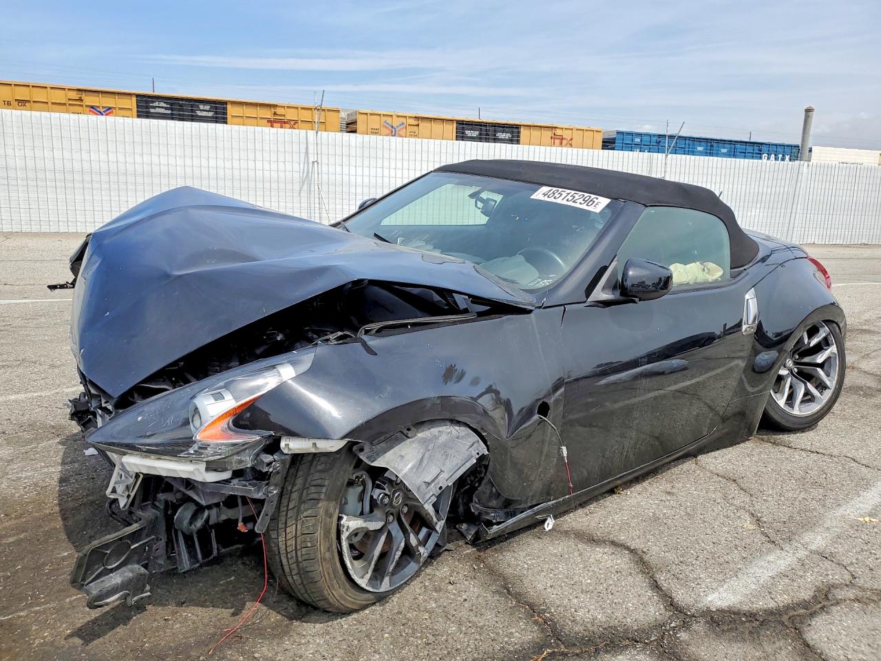 Salvage Nissan 370Z Image