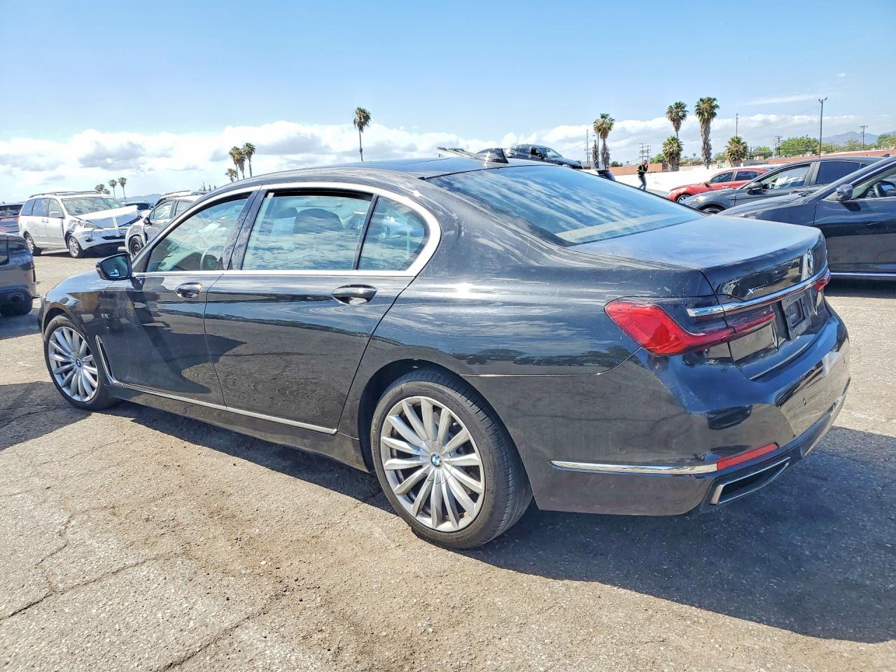 BMW 7 Series Xi