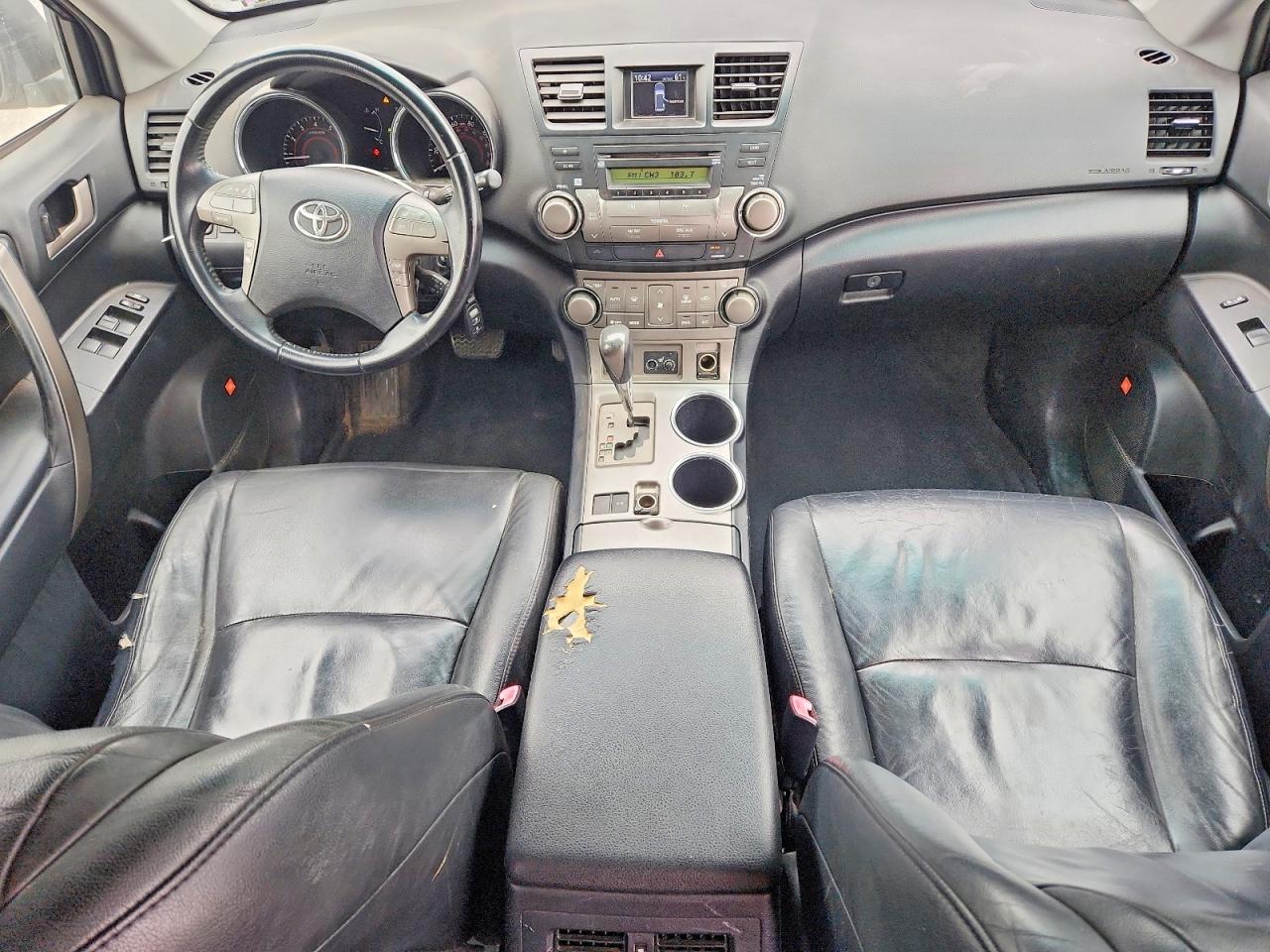 Toyota Highlander Sport