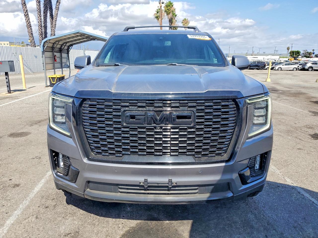 GMC Yukon Denali