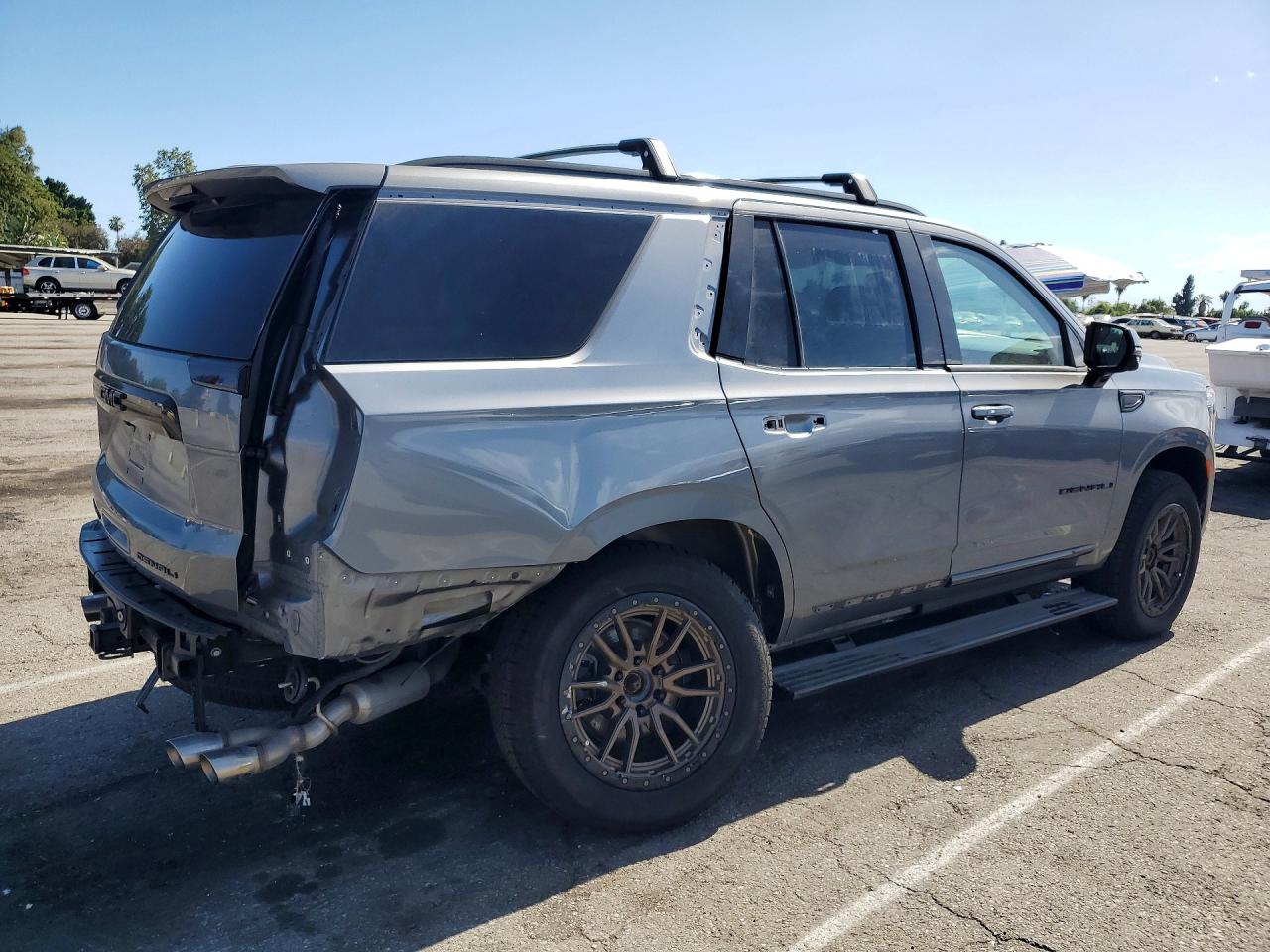 GMC Yukon Denali