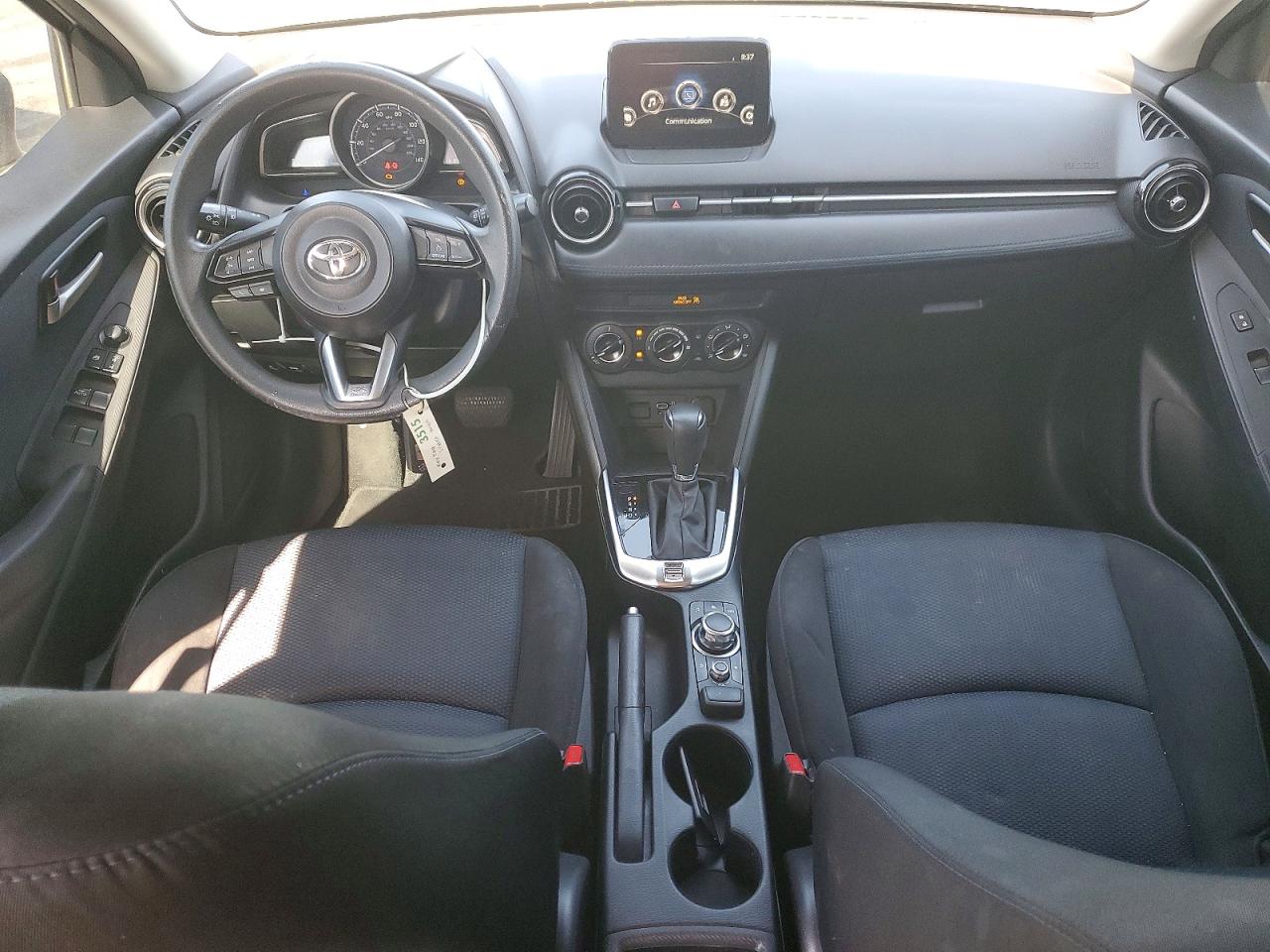 Toyota Yaris Le
