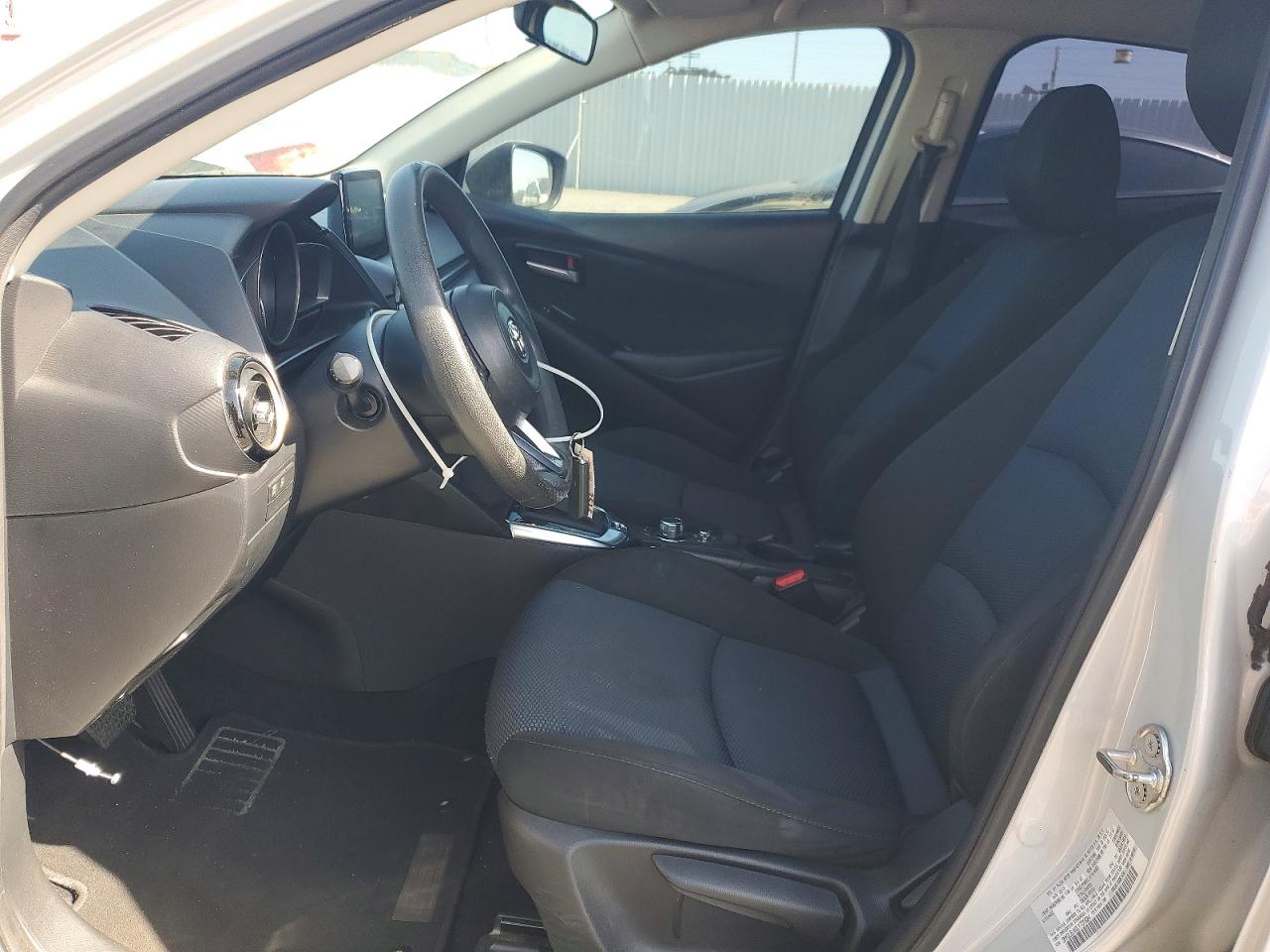 Toyota Yaris Le