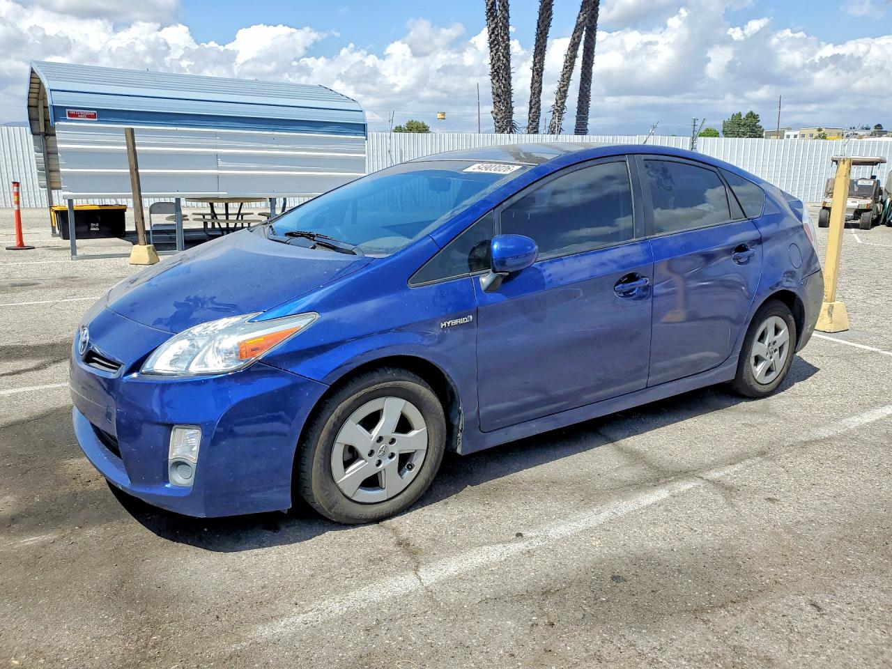 Salvage Toyota Prius Image