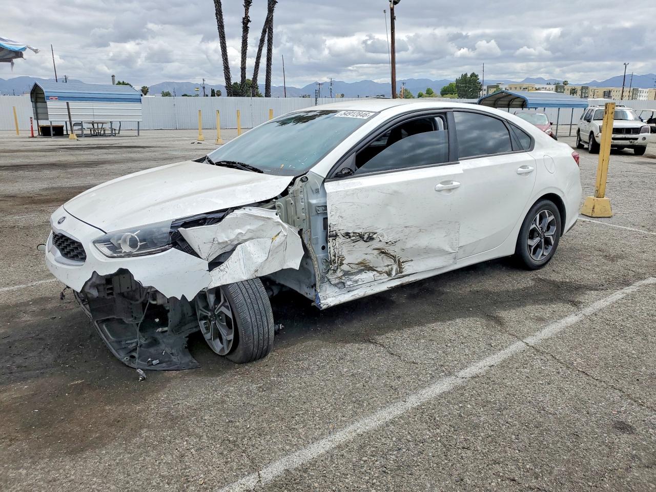 Salvage Kia Forte Image