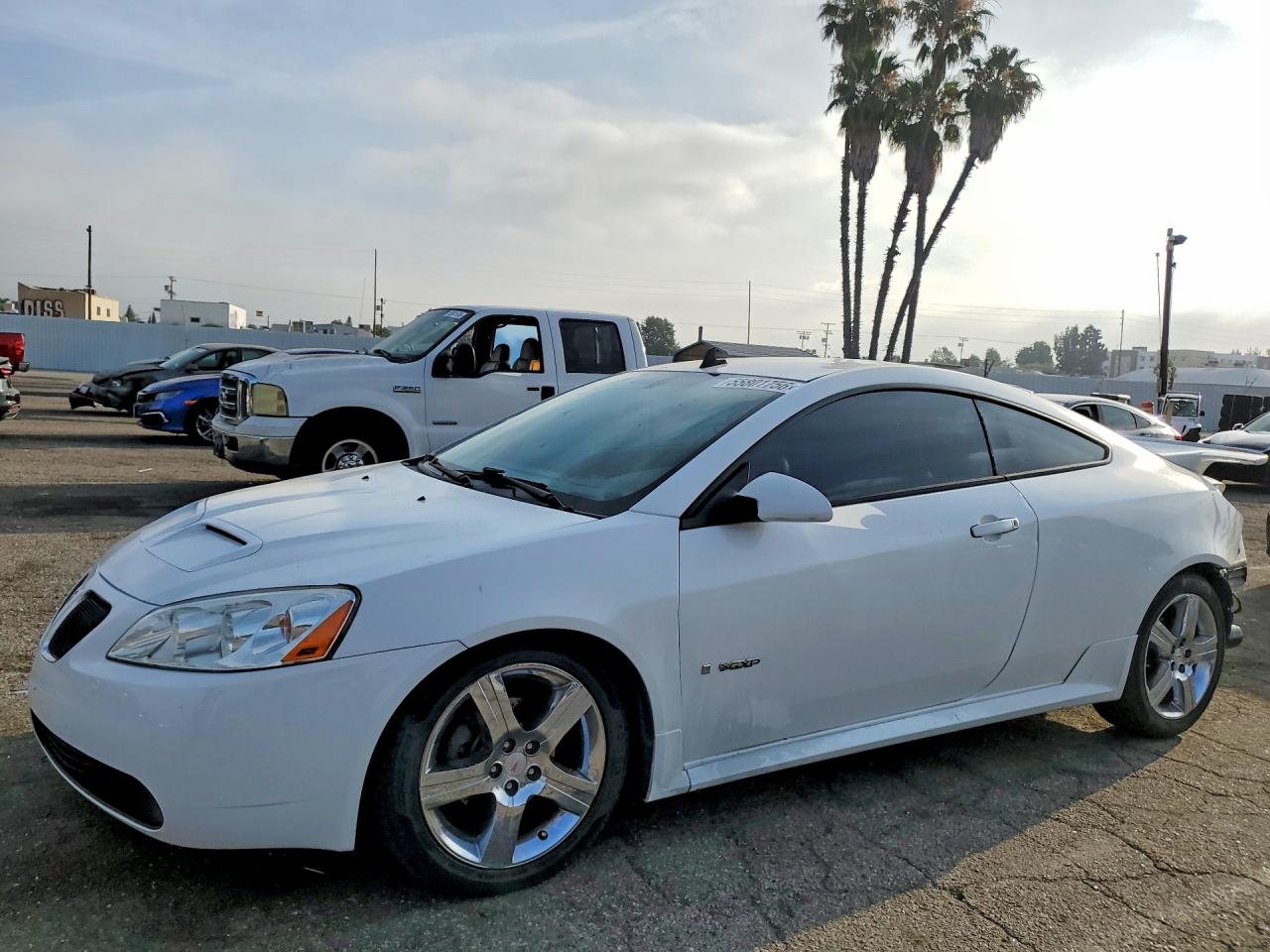 Salvage Pontiac G6 Image