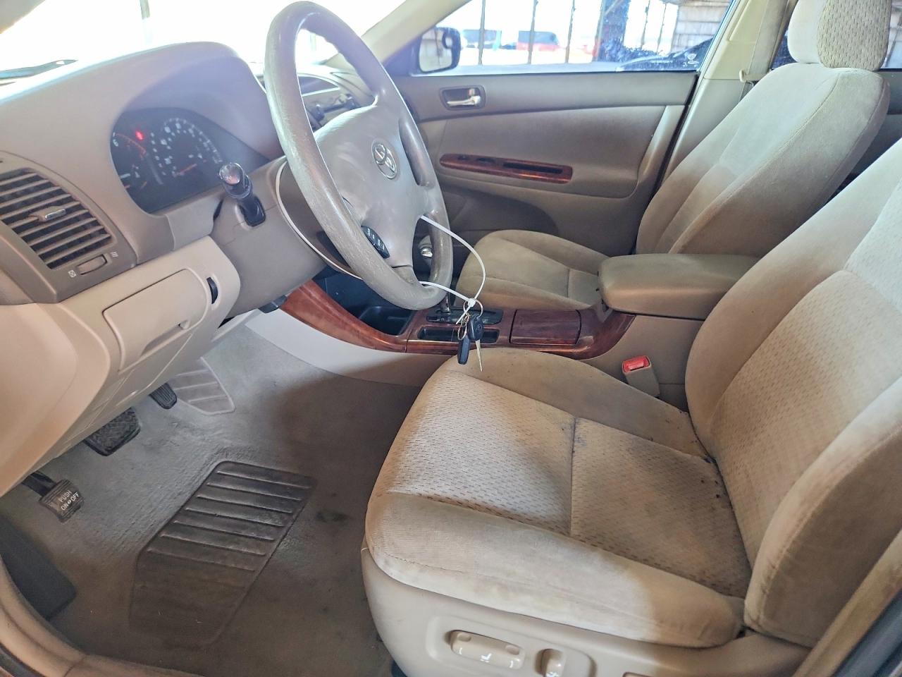 Toyota Camry Xle