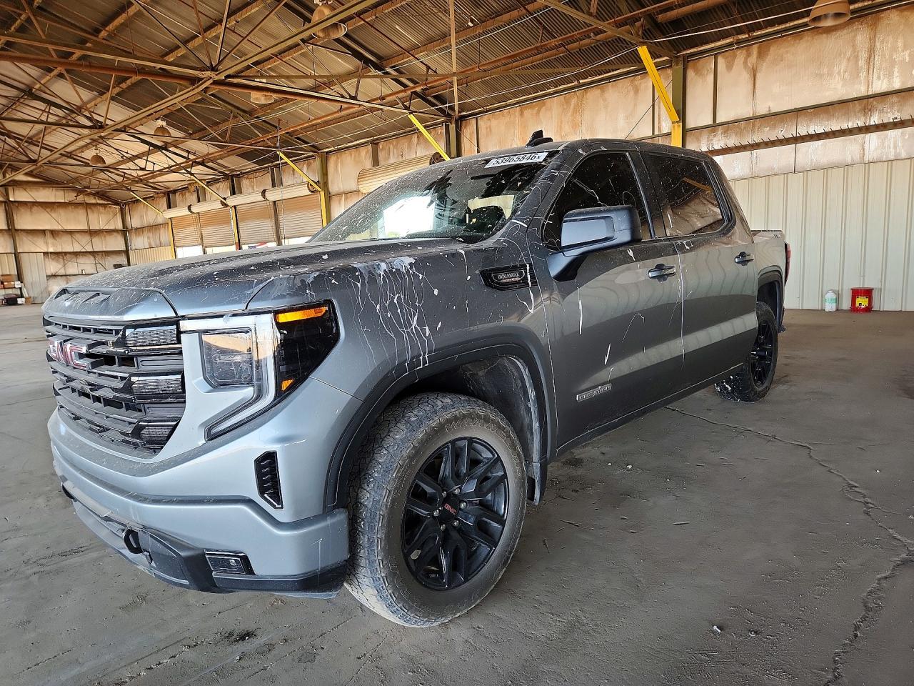 Salvage GMC Sierra Image