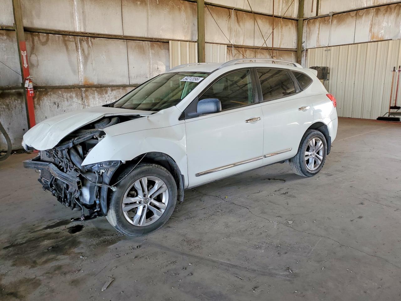 Salvage Nissan Rogue Image