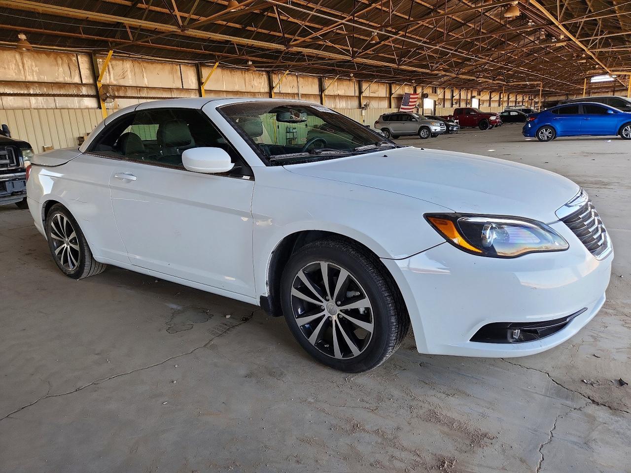 Chrysler 200 S