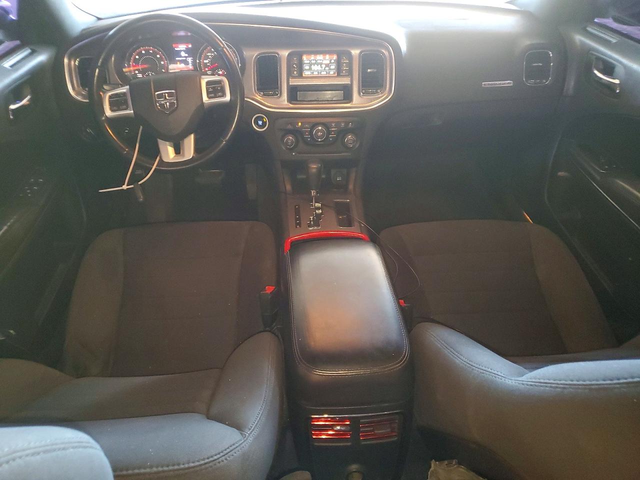 Dodge Charger Se