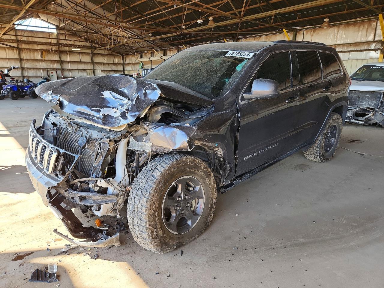 Salvage Jeep Grand Cherokee Image