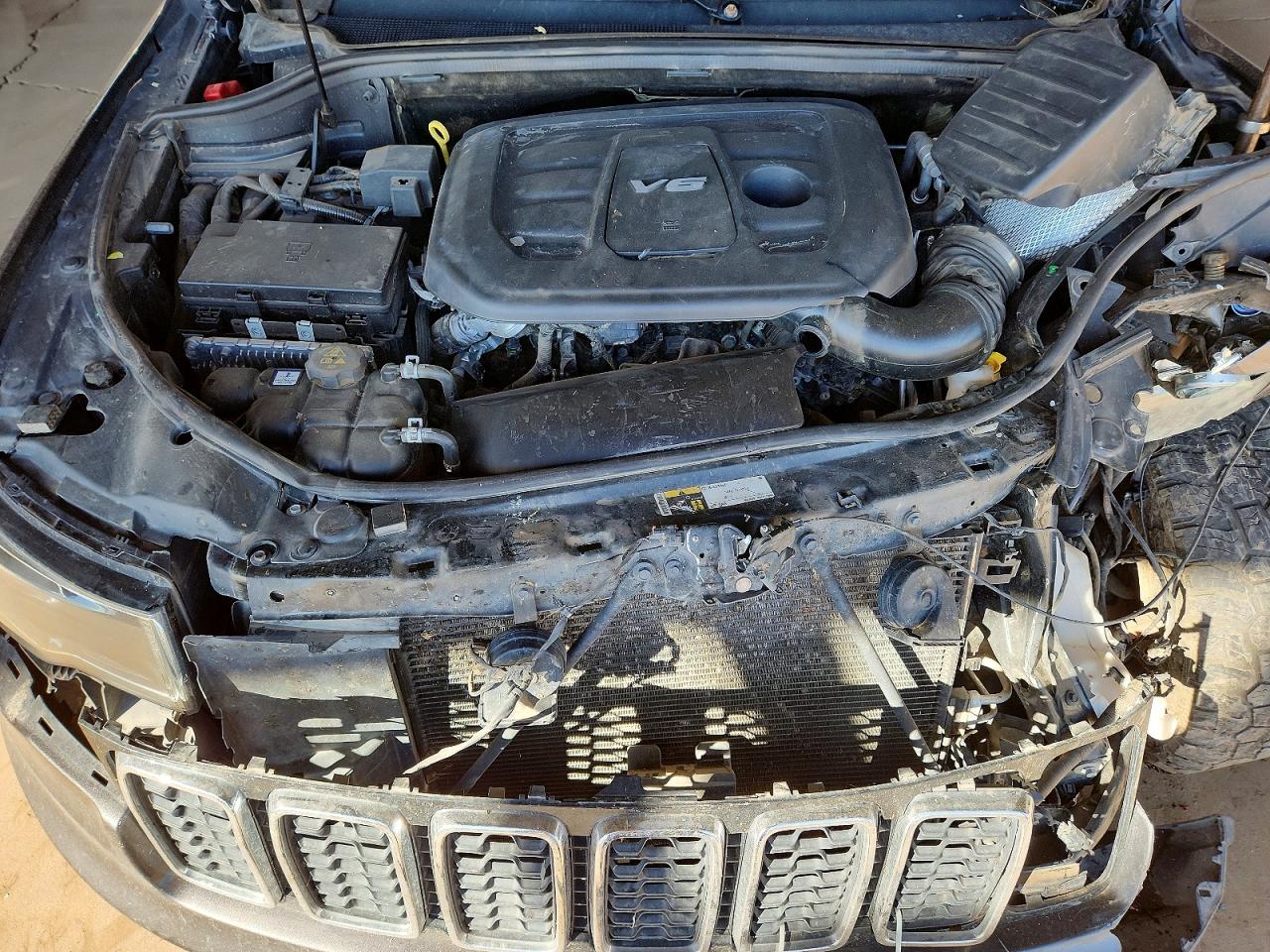 Jeep Grand Cherokee Laredo