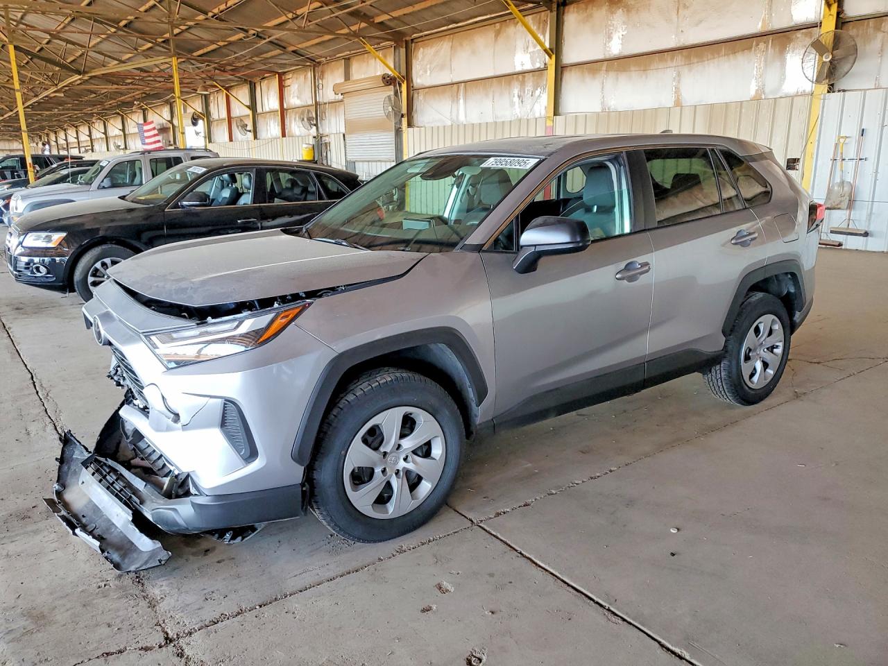 Salvage Toyota RAV4 Image