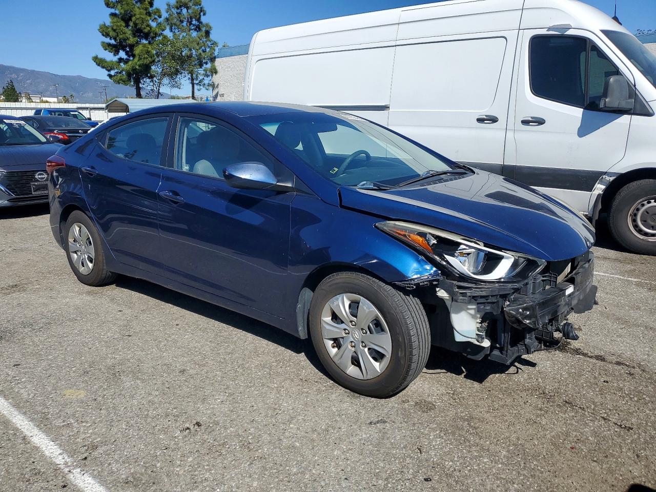 Hyundai ELANTRA Se