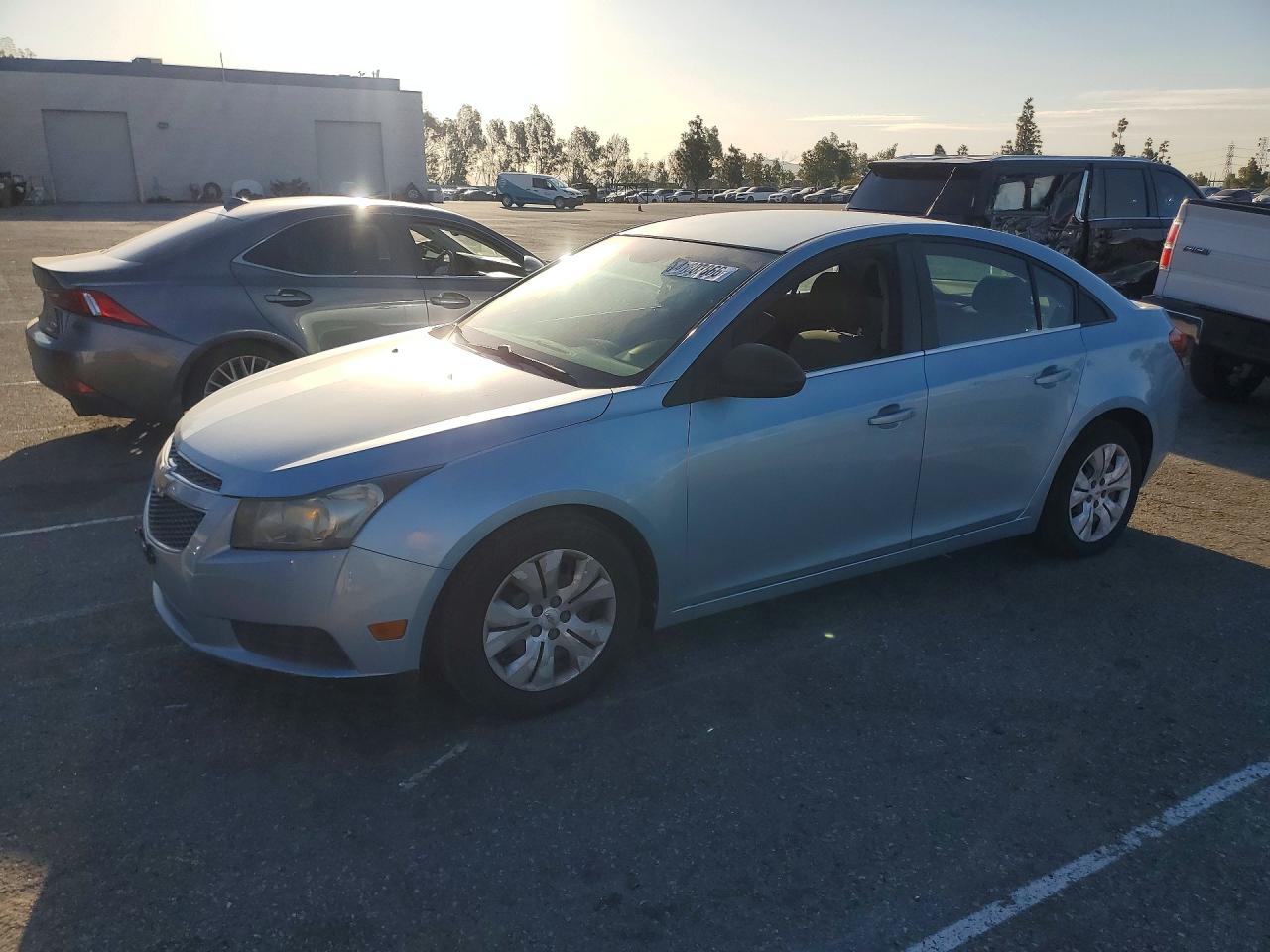 Salvage Chevrolet Cruze Image
