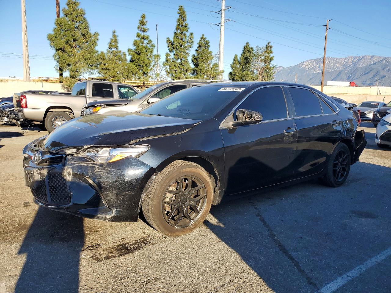 Salvage Toyota Camry Image