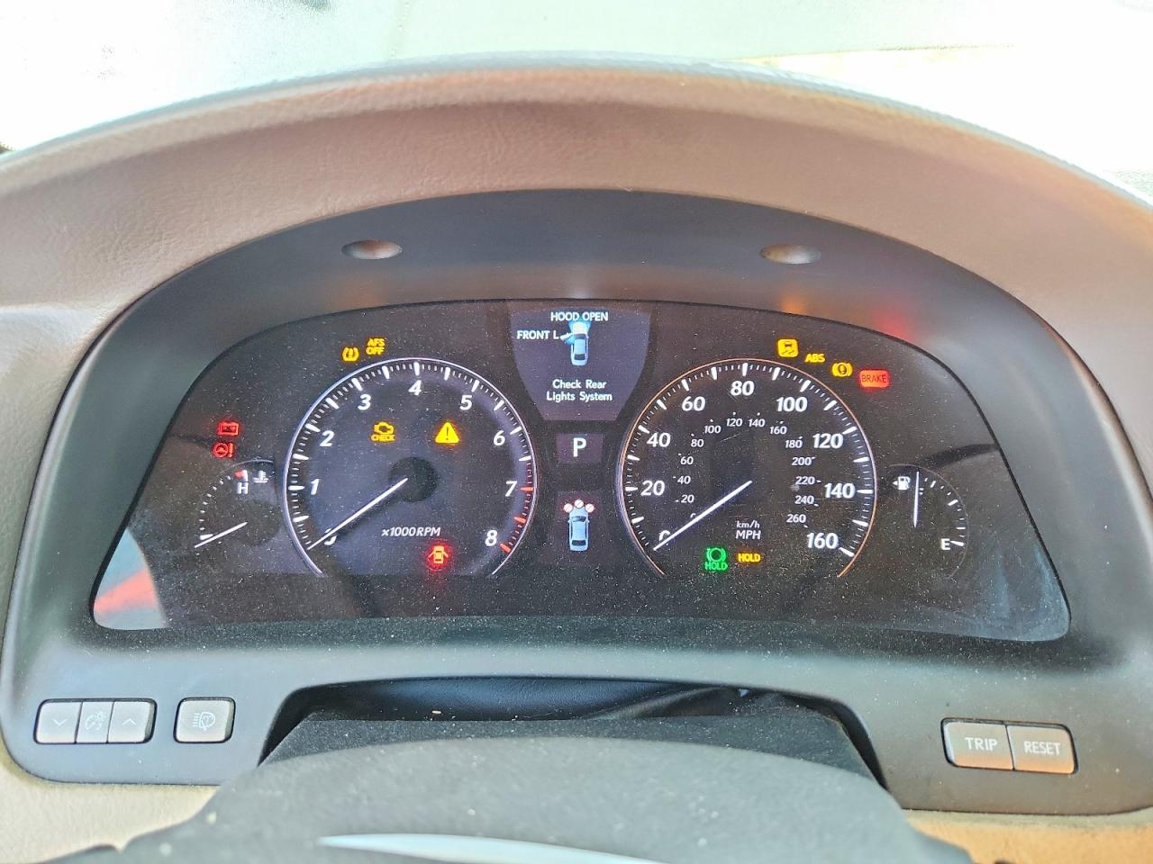 Lexus LS L