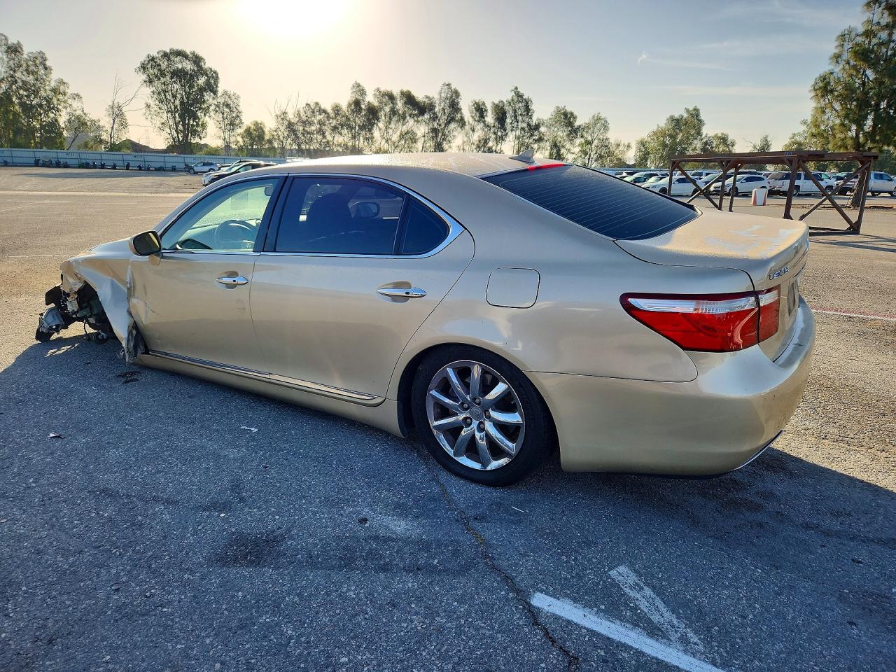 Lexus LS L