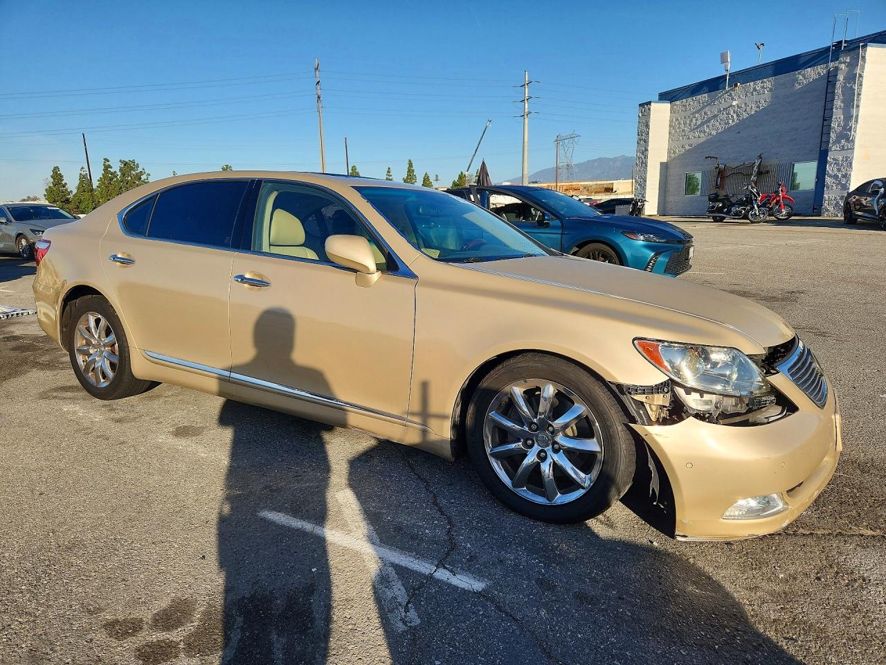 Lexus LS L