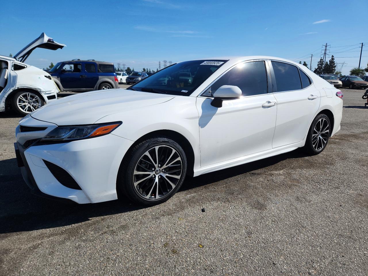 Salvage Toyota Camry Image
